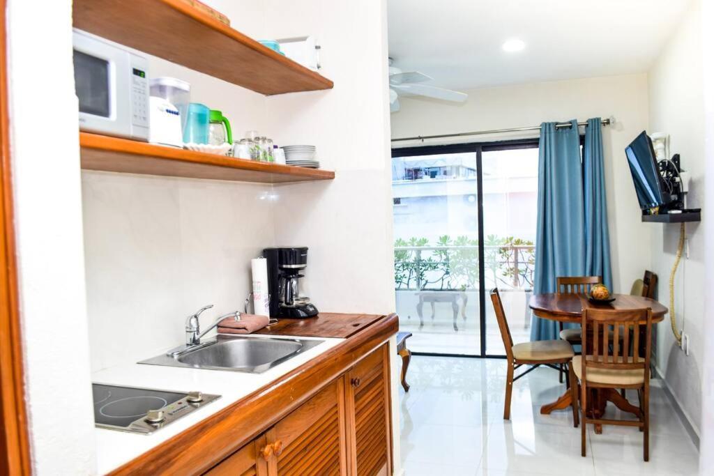 Cancun Marlin 32 外观 照片